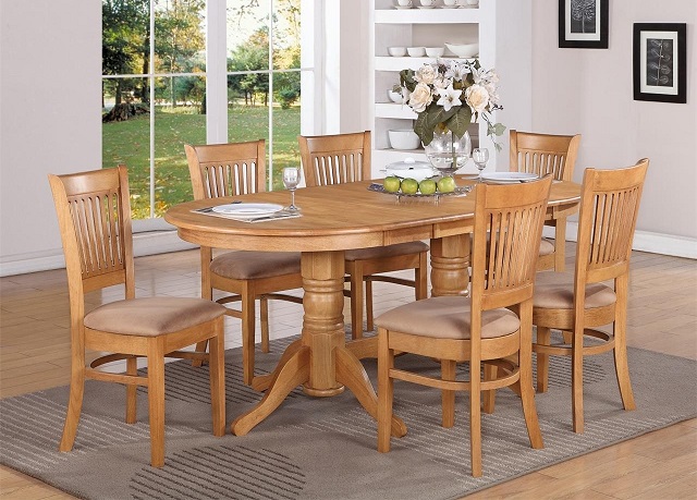 Bàn ăn chung cư bằng gỗ sồi