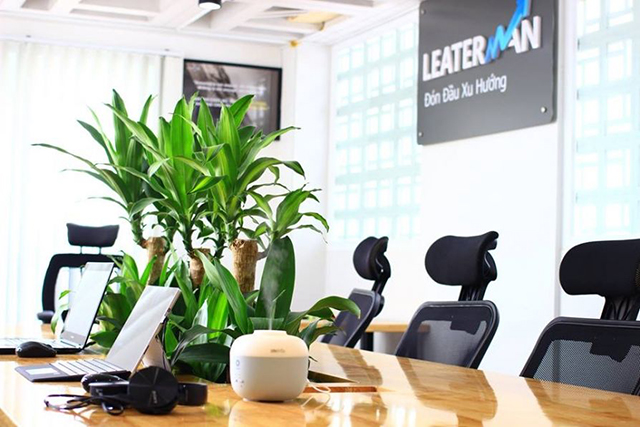 Hóa giải hướng ngồi làm việc xấu