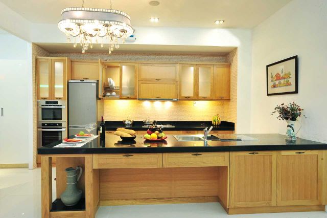 mẫu nội thất gỗ sồi phòng bếp 1