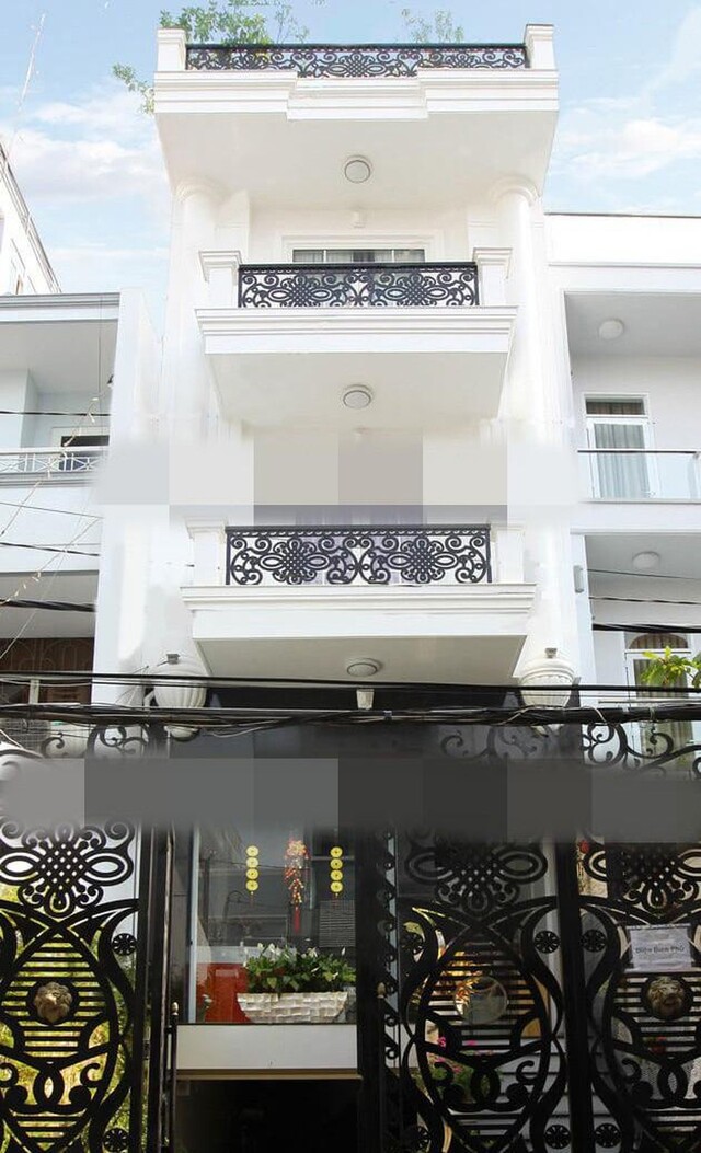 Nhà phố bán cổ điển hiện đại 3