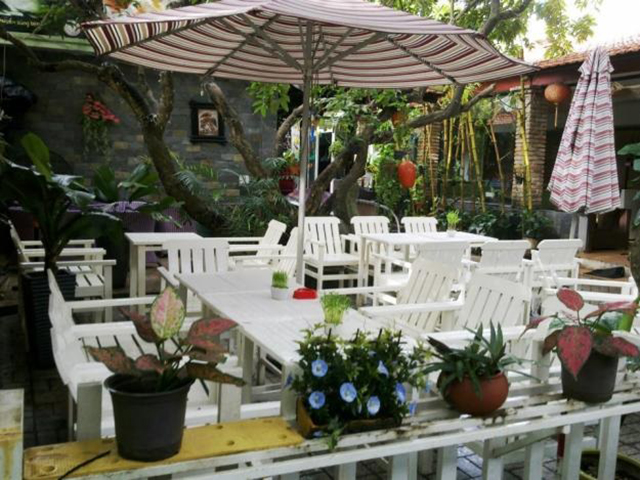 cách trang trí quán ăn vặt 8