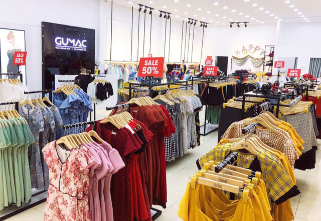 Khu vực giảm giá nên đặt ở trong cùng